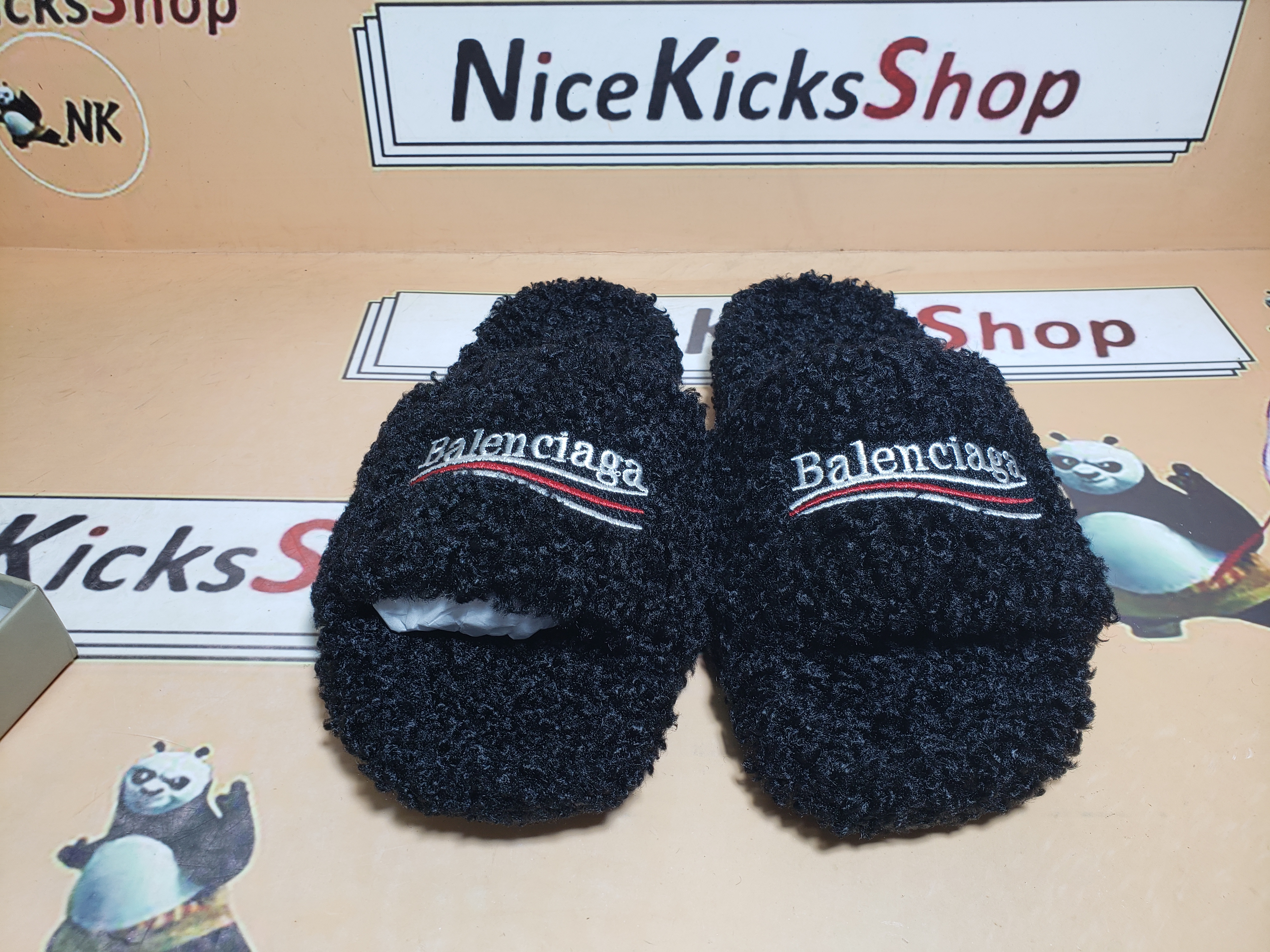 Balenciaga Furry Slide Black White (Women's)  654261W2DO11096 review Gdhdfht 00