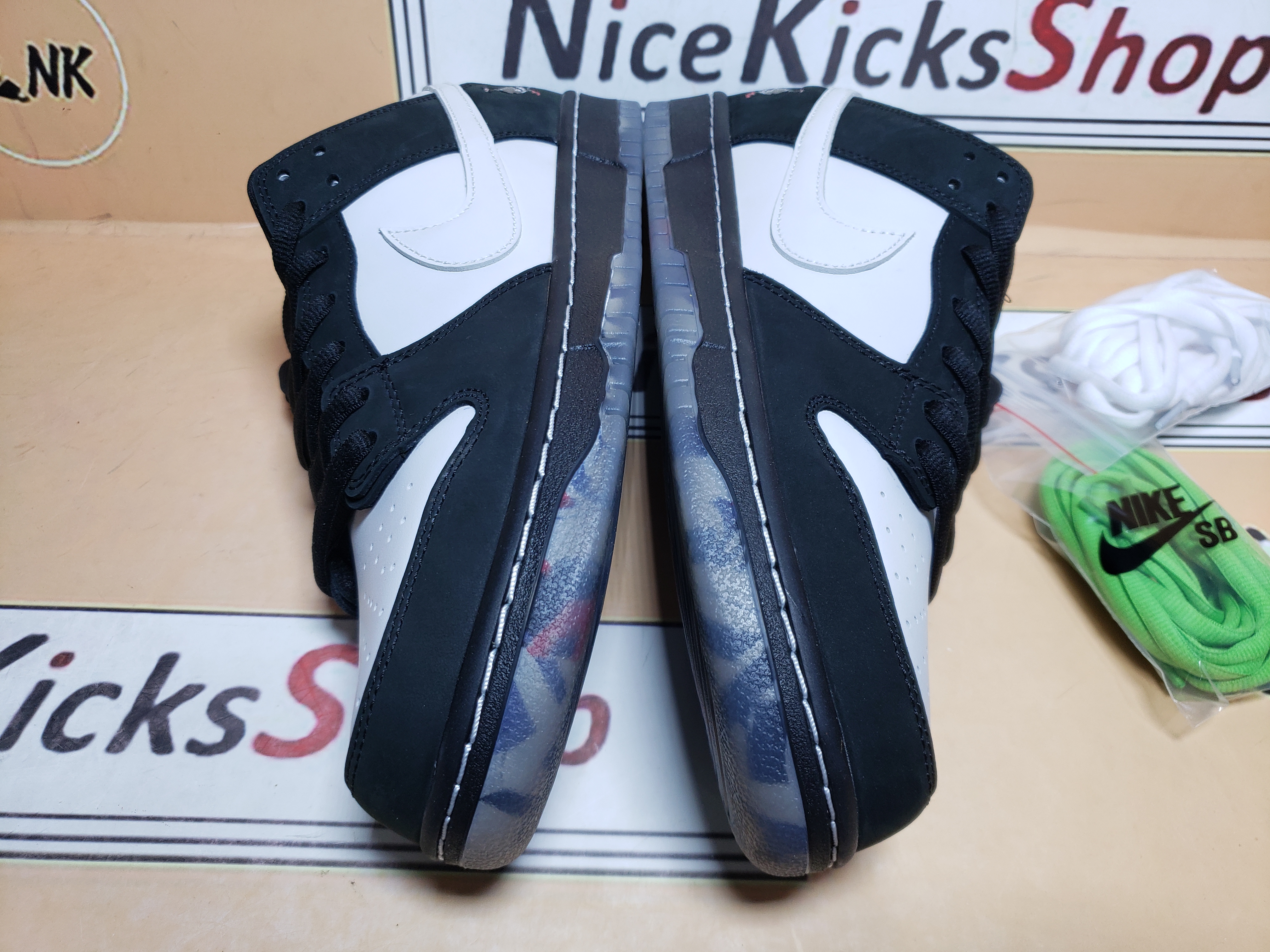  Perfectkicks SB Dunk Low Staple Panda Pigeon,BV1310-013 review Csdfggt 03
