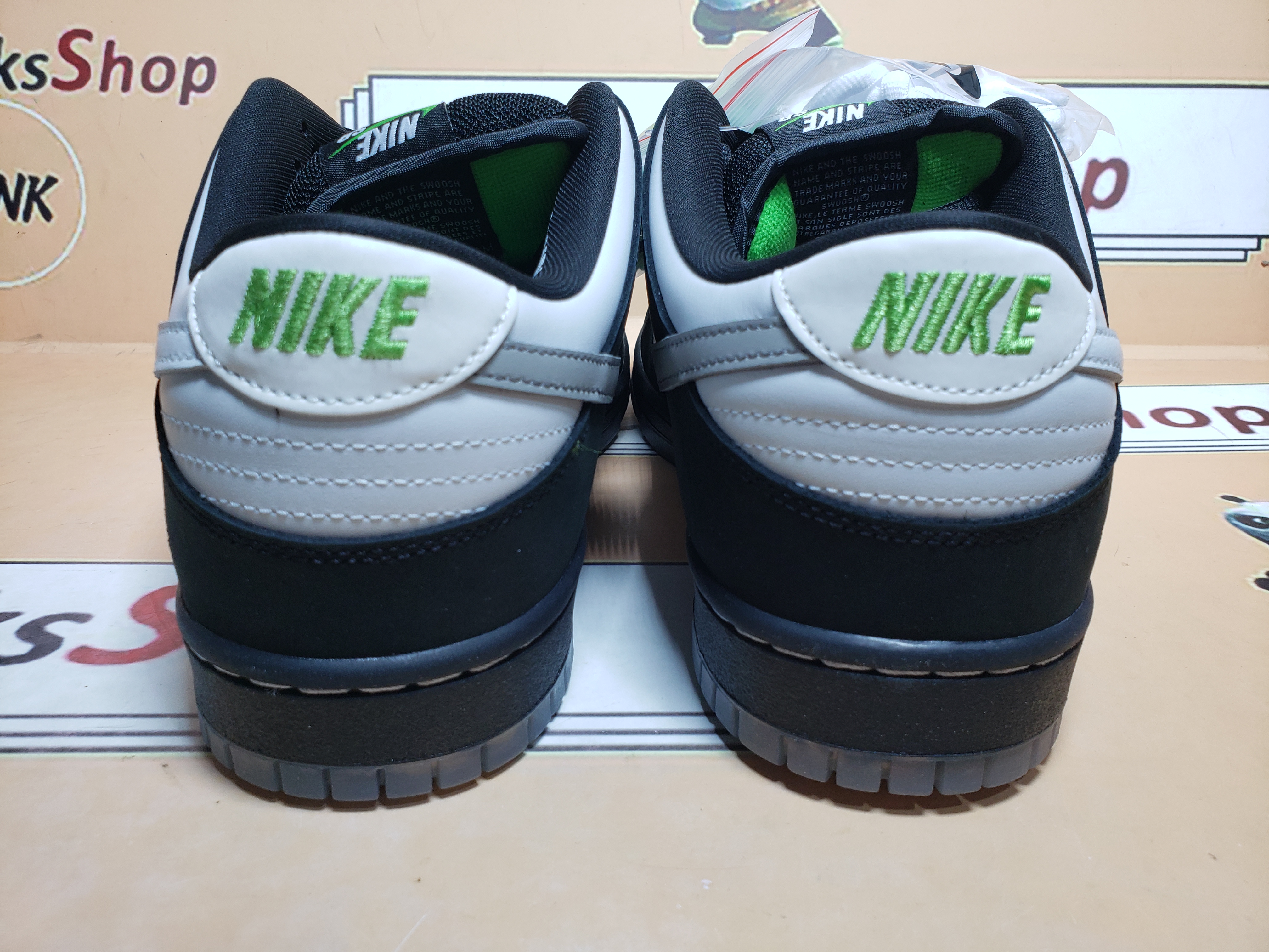  Perfectkicks SB Dunk Low Staple Panda Pigeon,BV1310-013 review Csdfggt 01