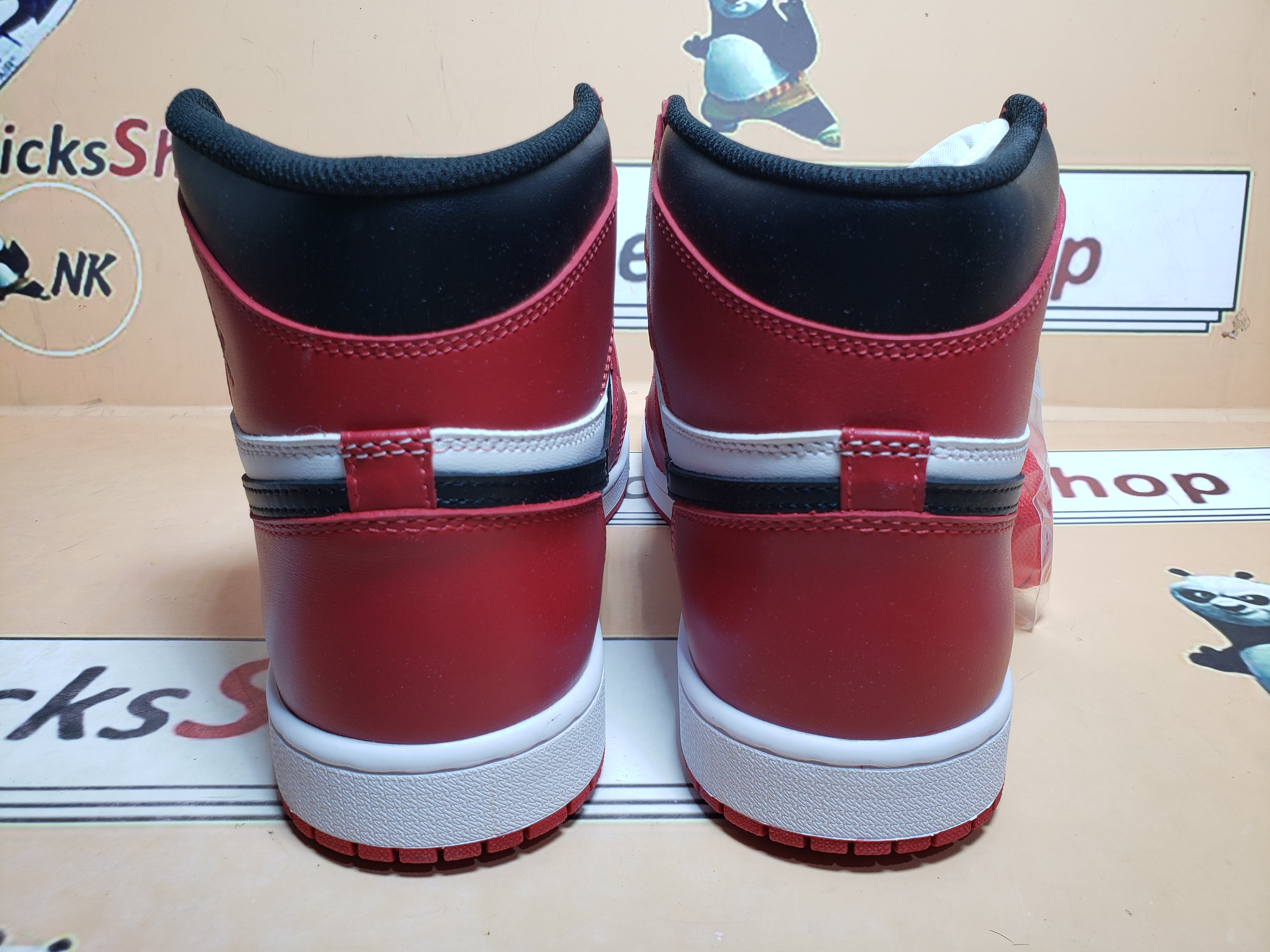 【BF 50% OFF】Perfectkicks Jordan 1 High - Travis Scott Chicago, 555088-101 review Ddfghfty 01
