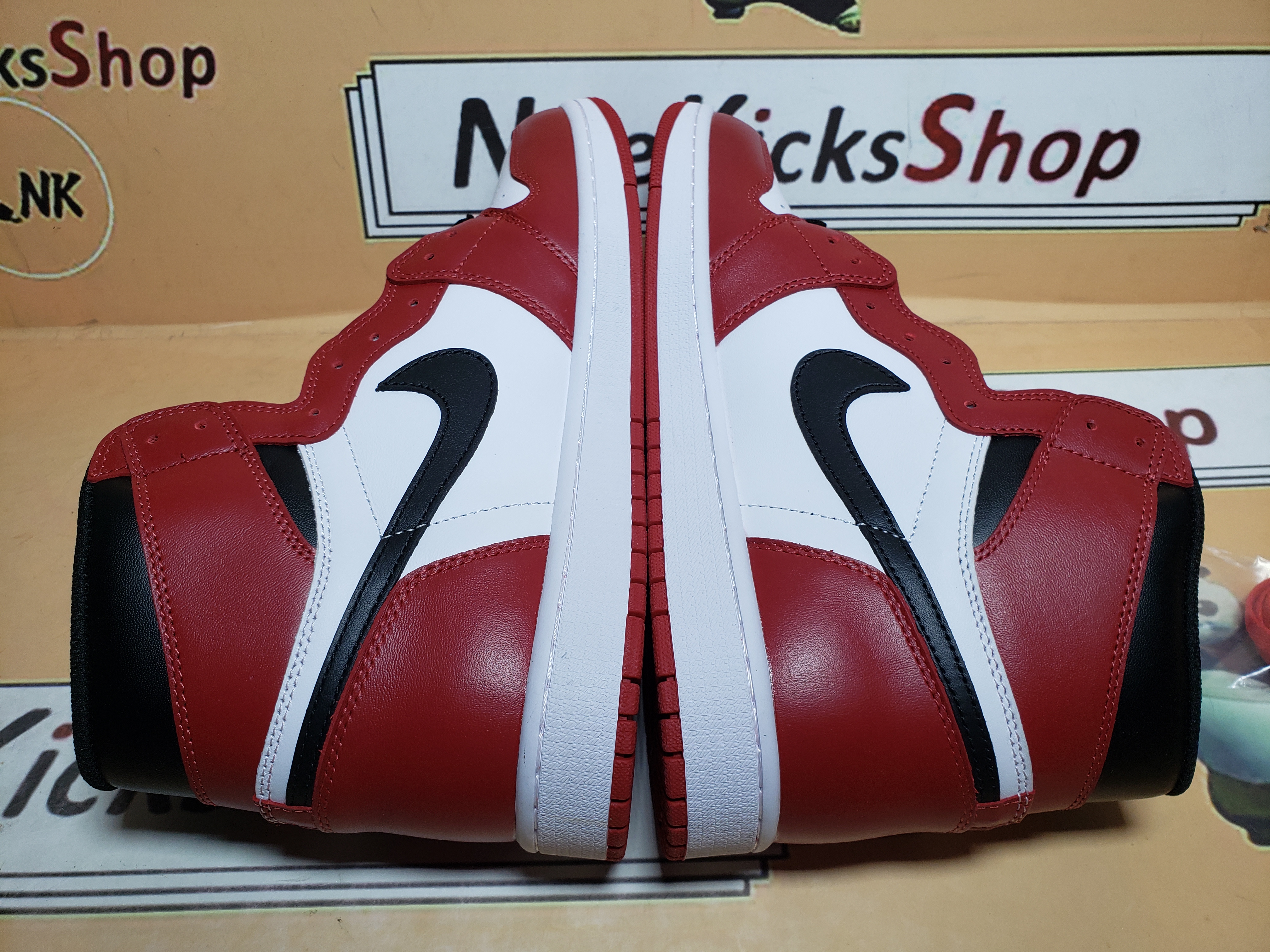 【BF 50% OFF】Perfectkicks Jordan 1 High - Travis Scott Chicago, 555088-101 review Ddfghfty 02