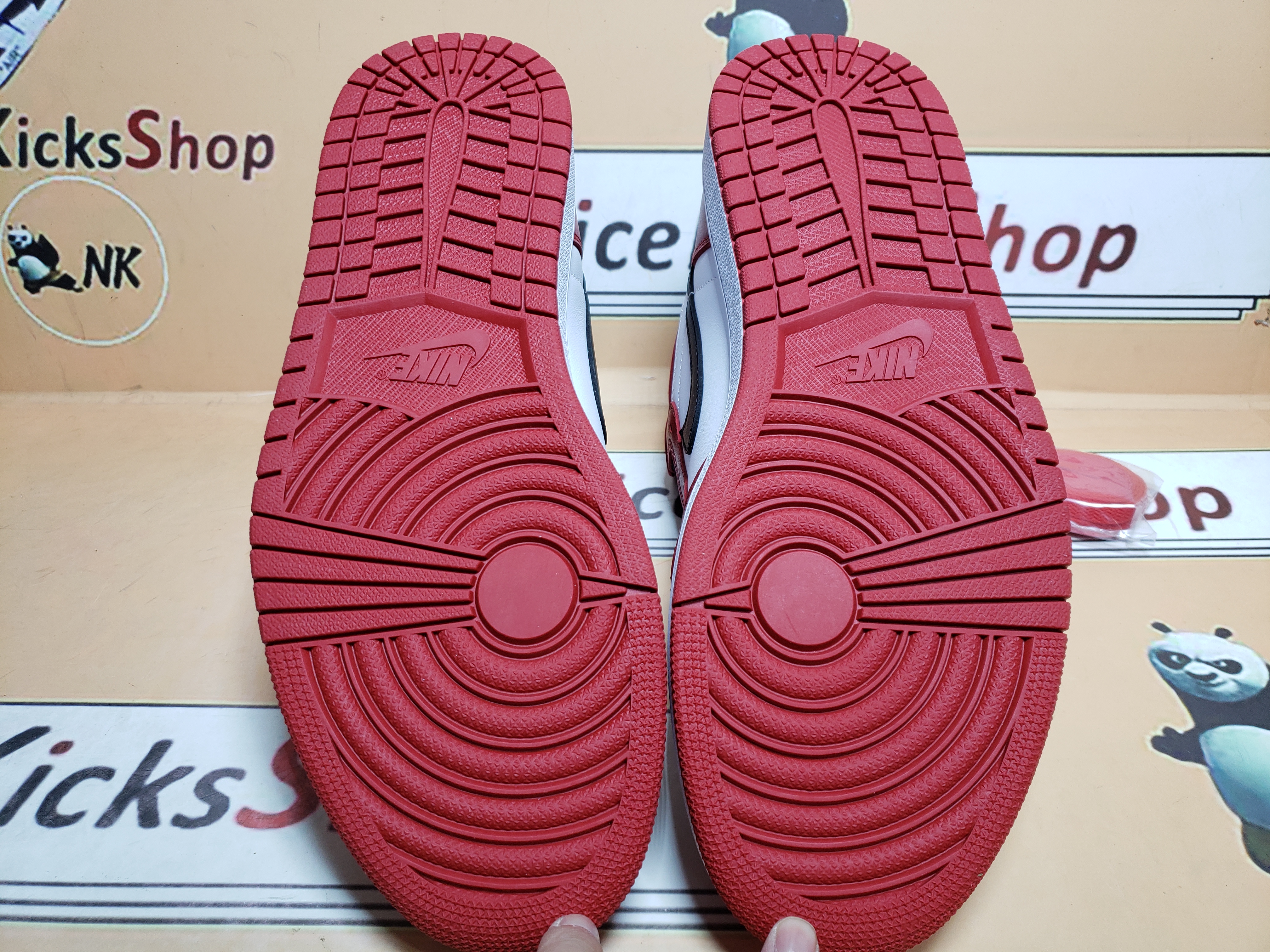 【BF 50% OFF】Perfectkicks Jordan 1 High - Travis Scott Chicago, 555088-101 review Ddfghfty 04