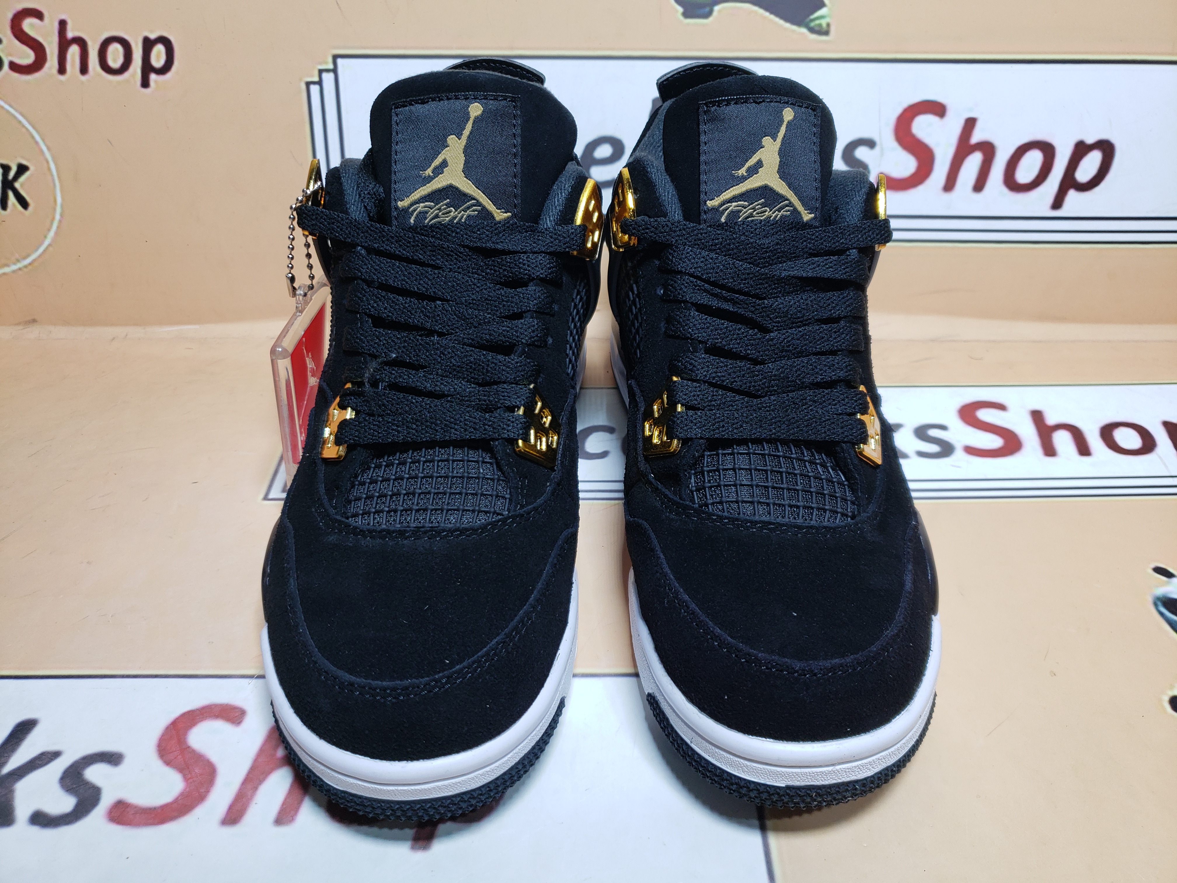  GET Jordan 4 Retro Royalty, 308497-032 review Zdgrtfghy 00