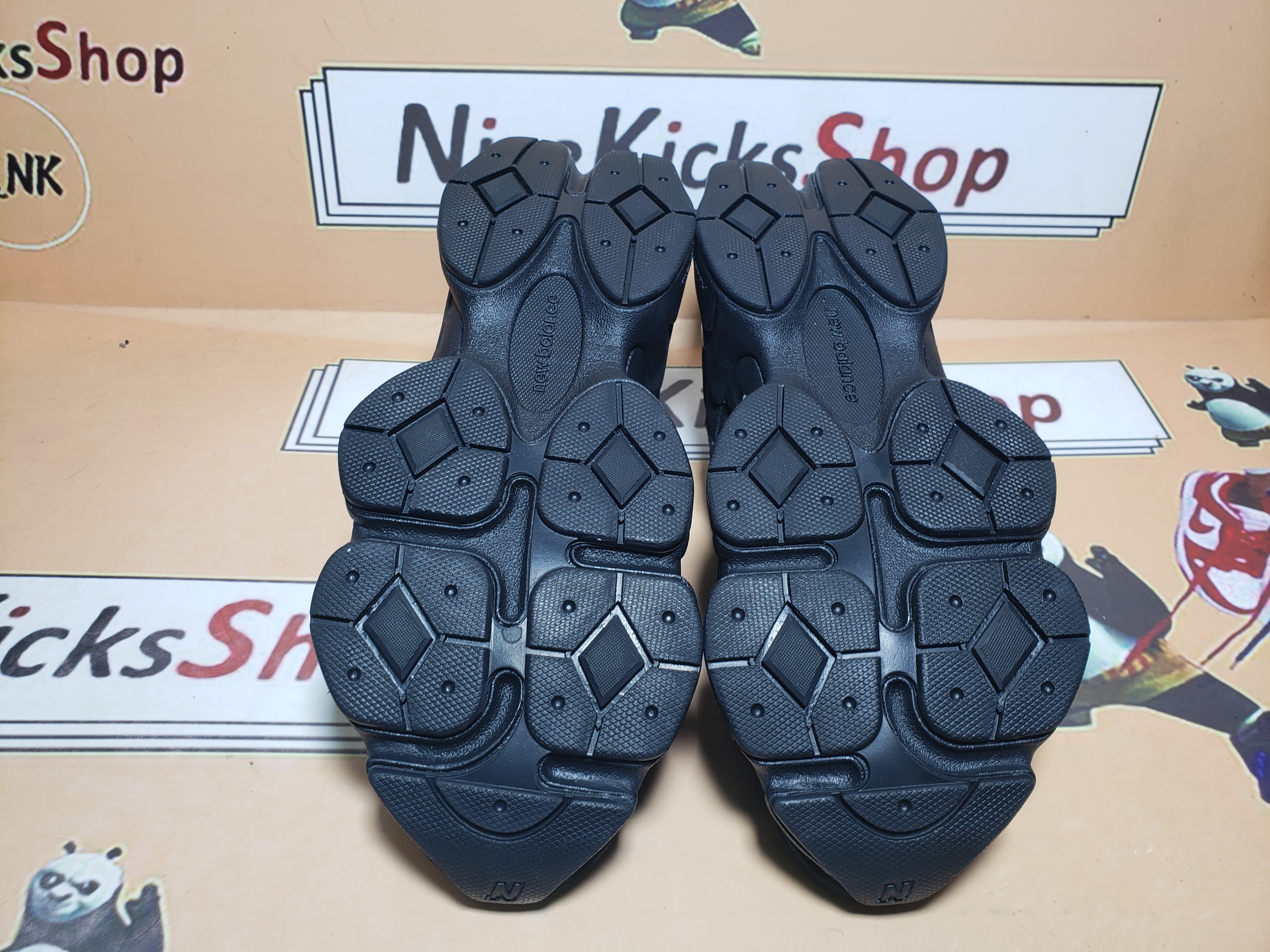  GET New Balance 9060 Triple Black Suede U9060BPM review Rdhgfhghy 04