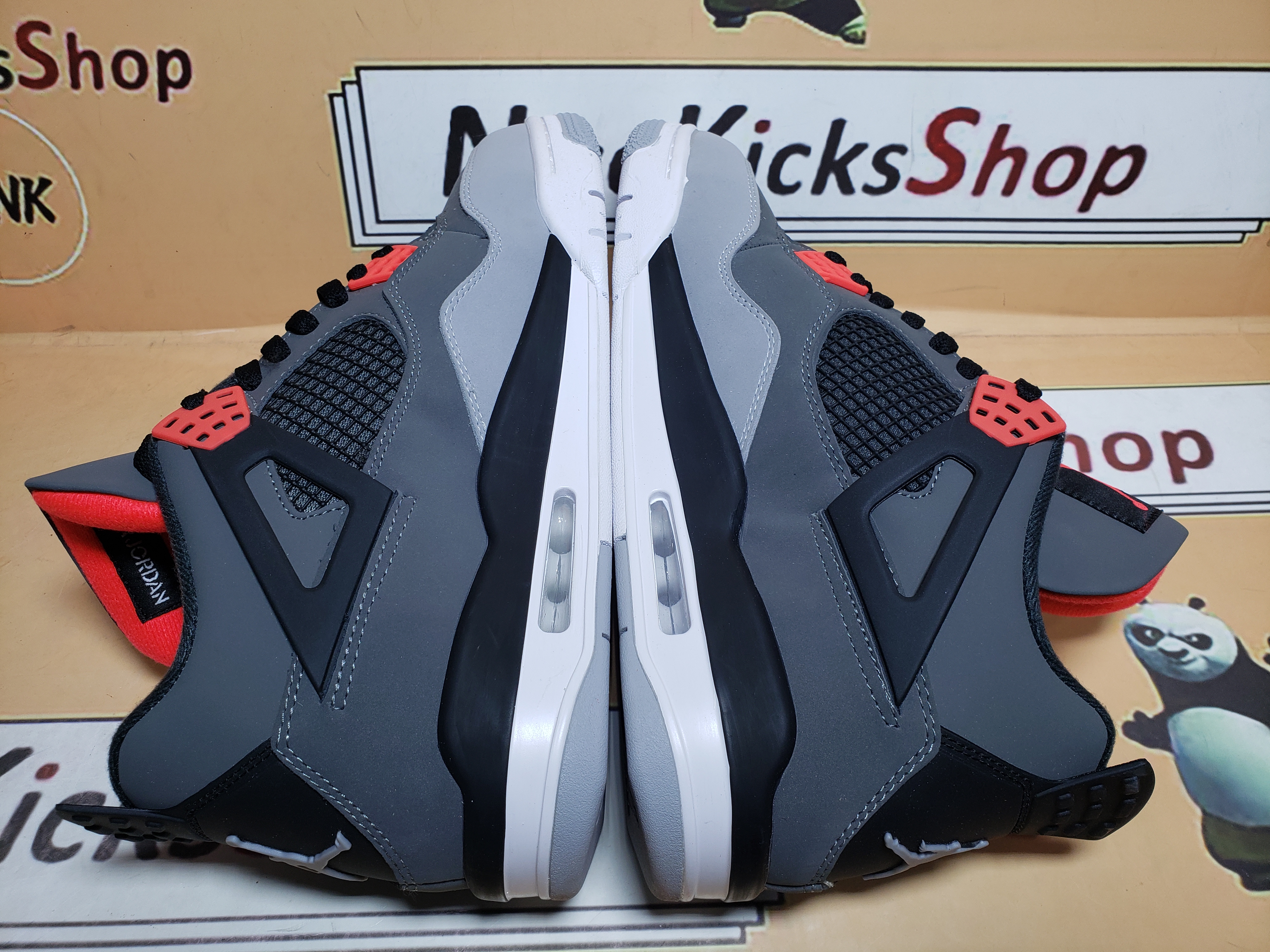  GET Jordan 4 Retro Infrared, DH6927-061 review Odofig 02
