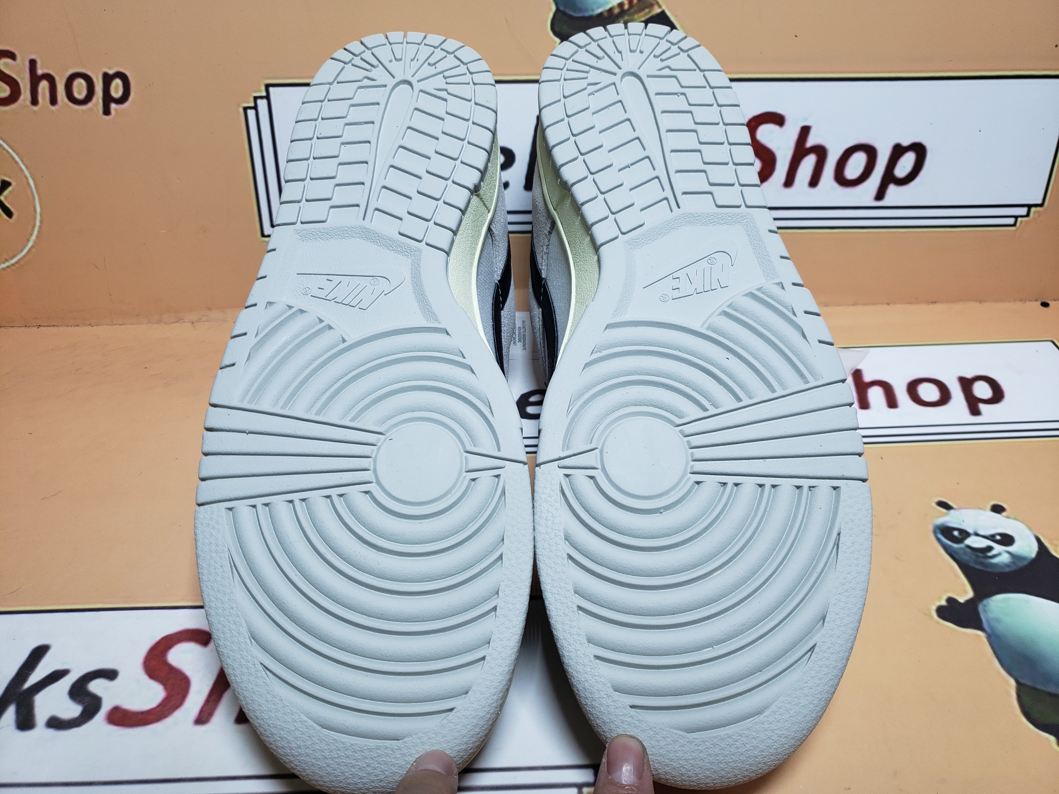 Get Stussy x SB Dunk Low ,DD9776-068 review Kmisdfr 04