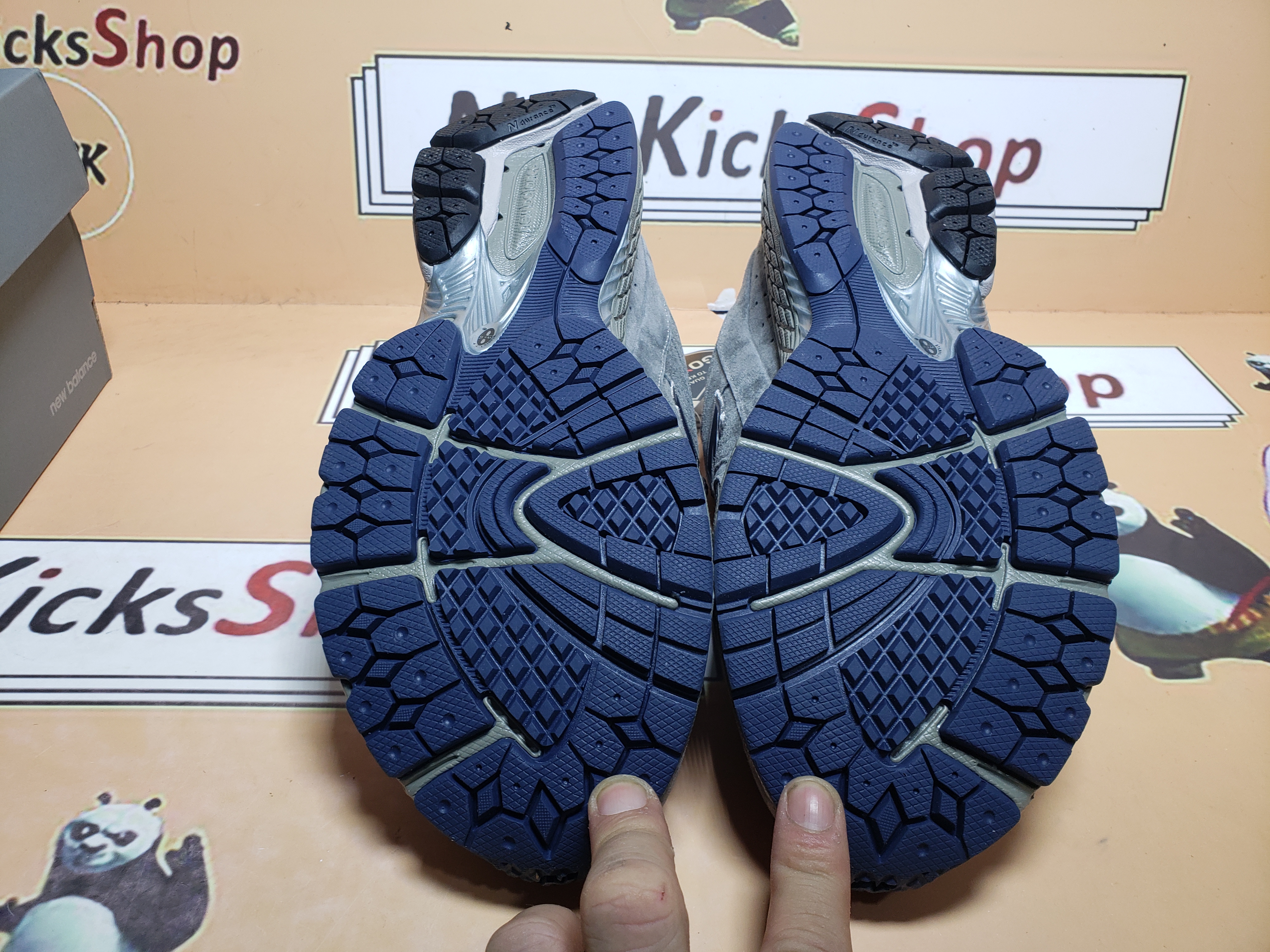  GET New Balance 2002R Gore-Tex Castlerock,M2002RXC review Cgbhfgs 03