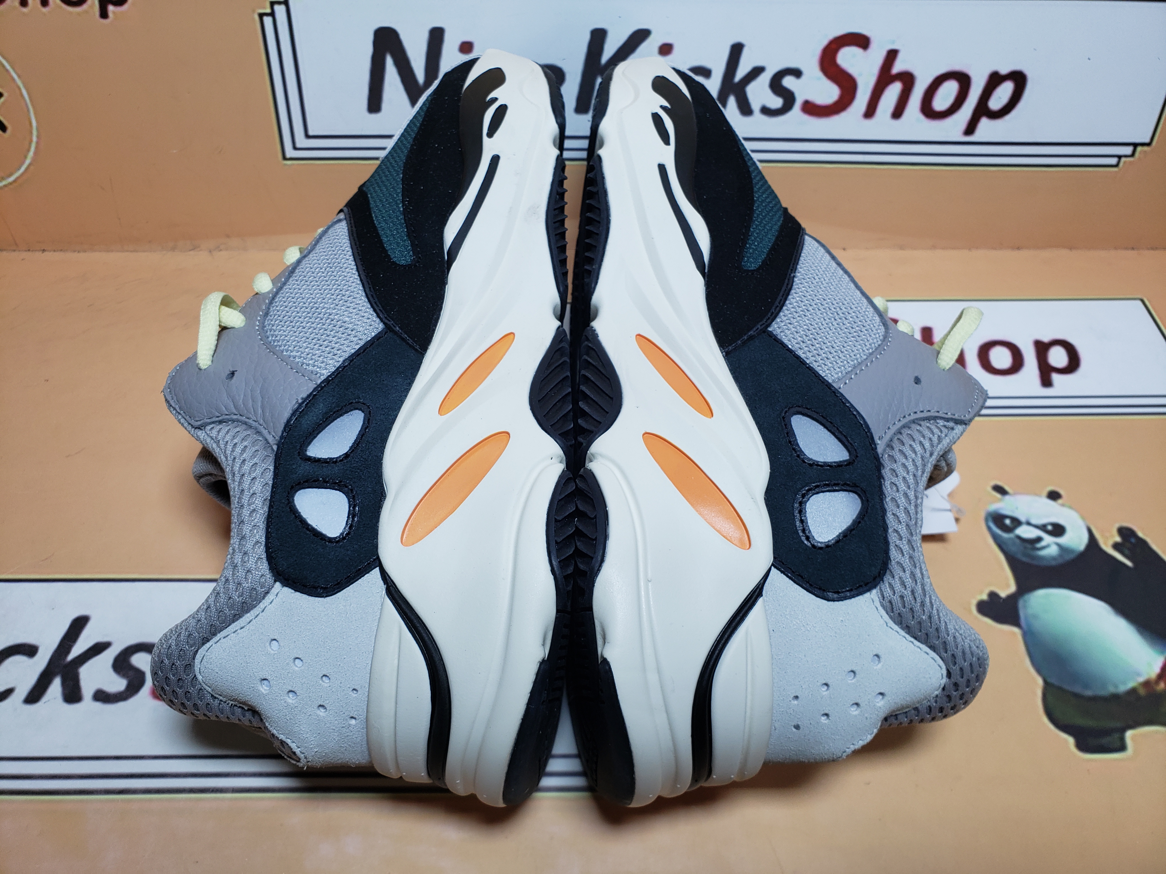  Perfectkicks Yeezy Boost 700 Wave Runner Solid Grey,B75571 review Fgvny 02
