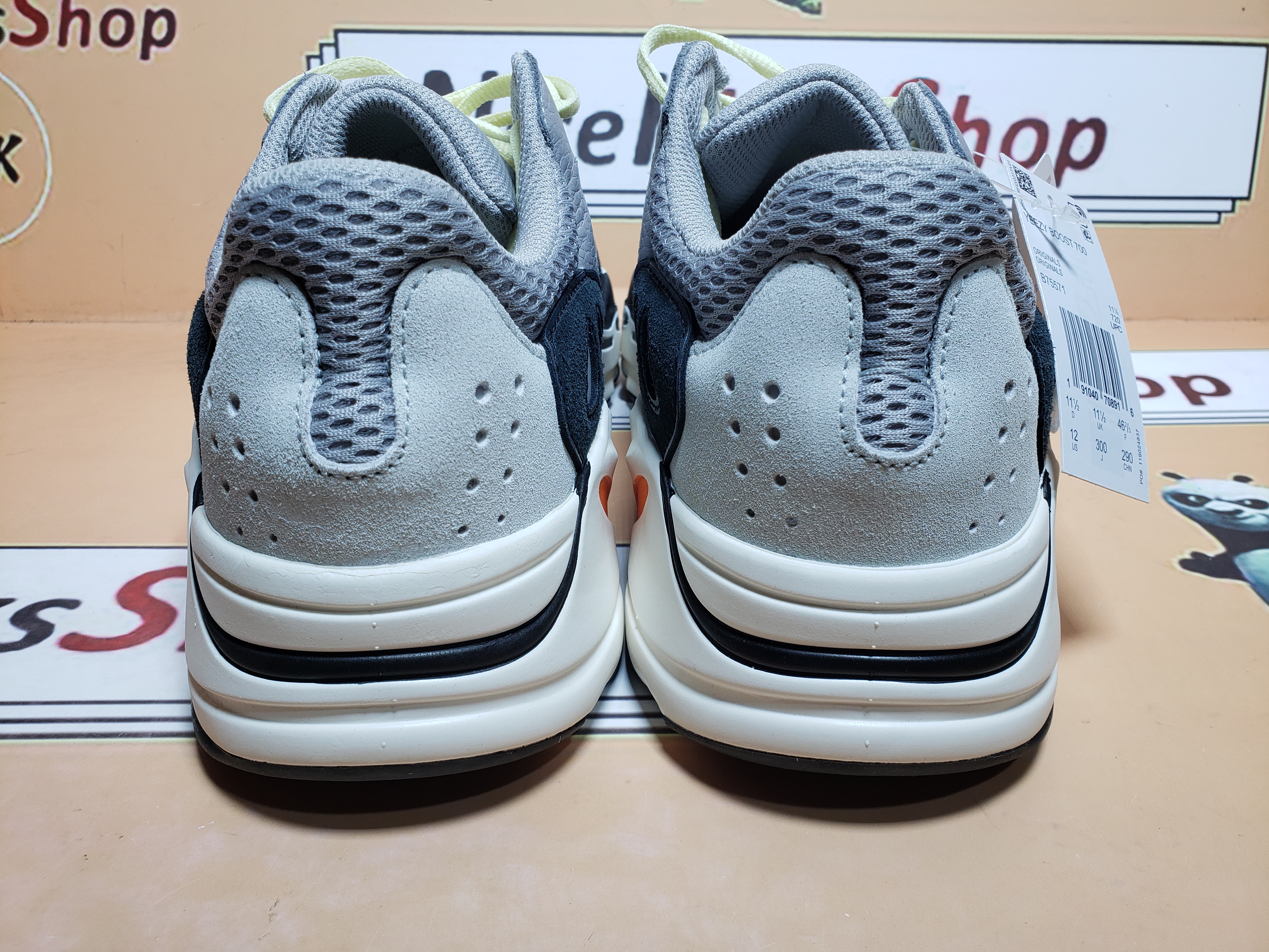  Perfectkicks Yeezy Boost 700 Wave Runner Solid Grey,B75571 review Fgvny 01