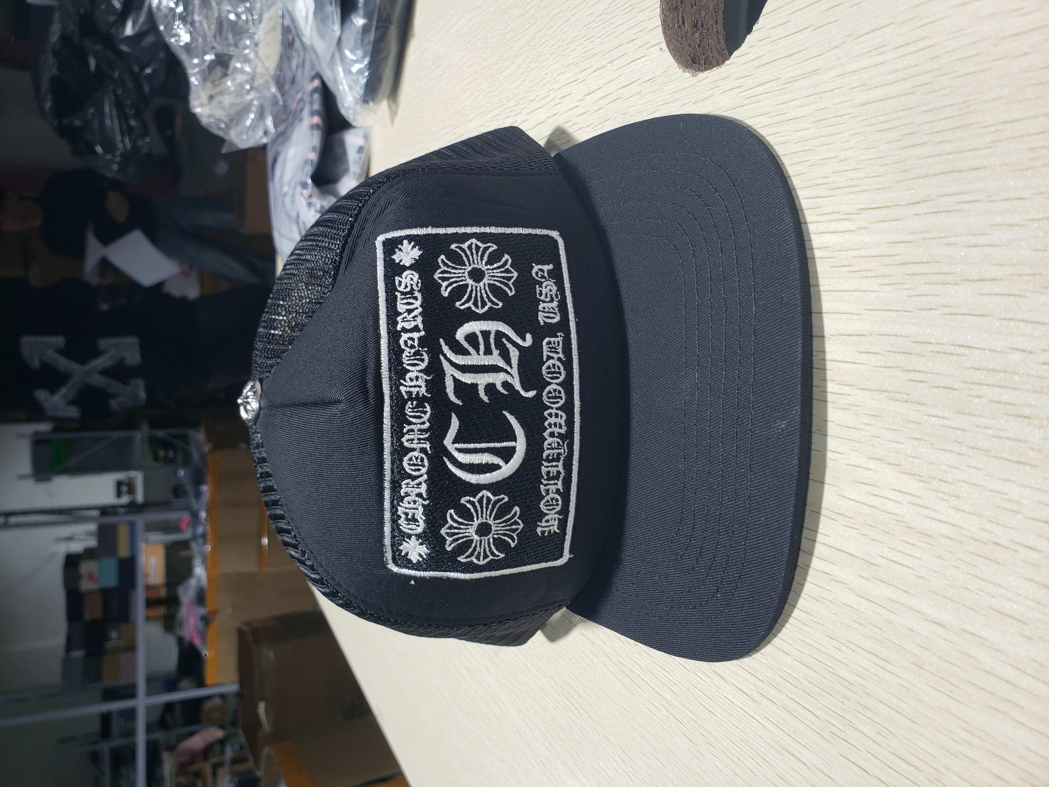Chrome Hearts Los Angeles Trucker Hat Cap review Nfggfp 01