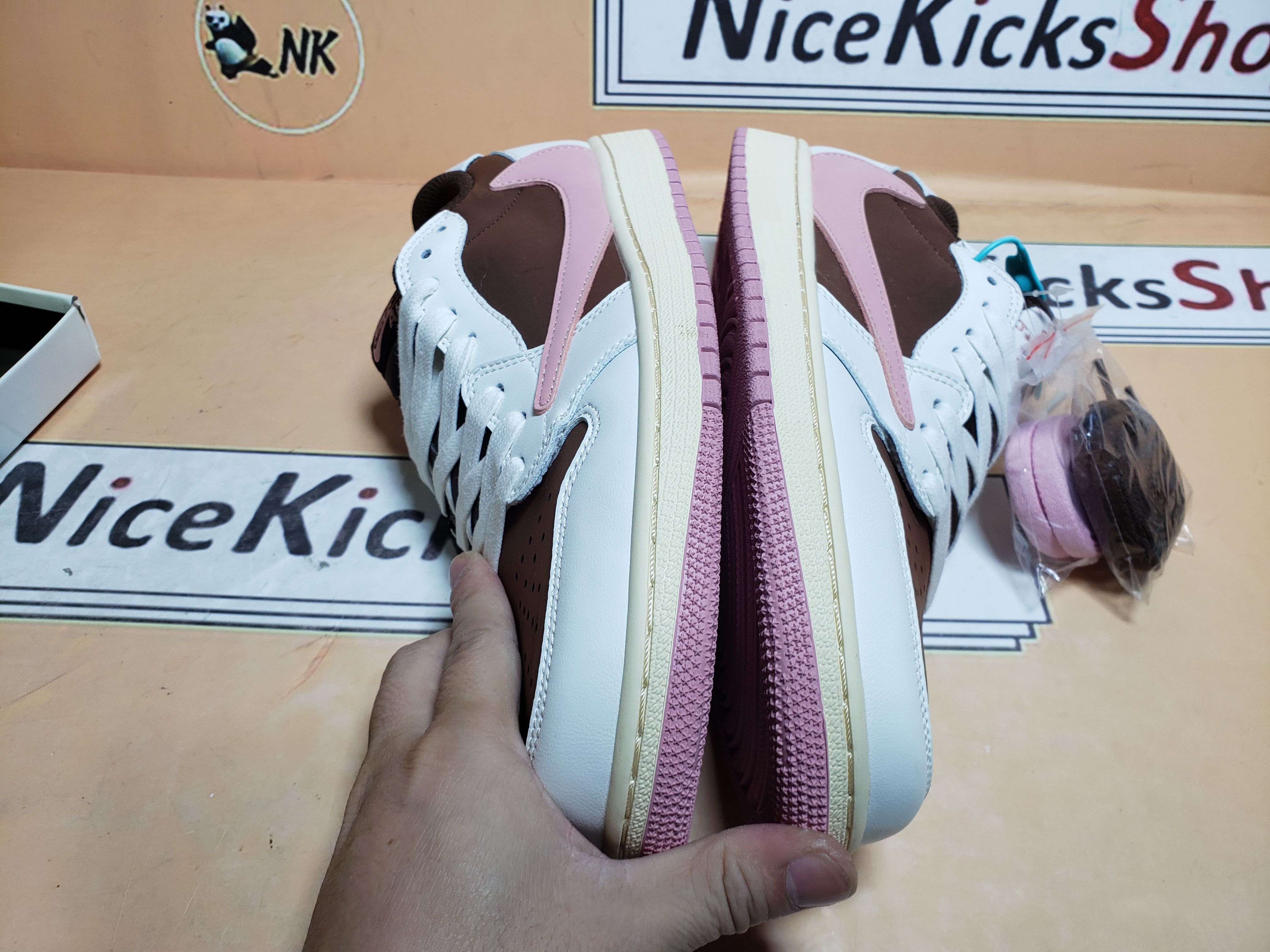  Perfectkicks   Travis Scott x Air Jordan 1 Low OG SP Dark Pony Pink  DZ4137-206 review Txdffgb 03