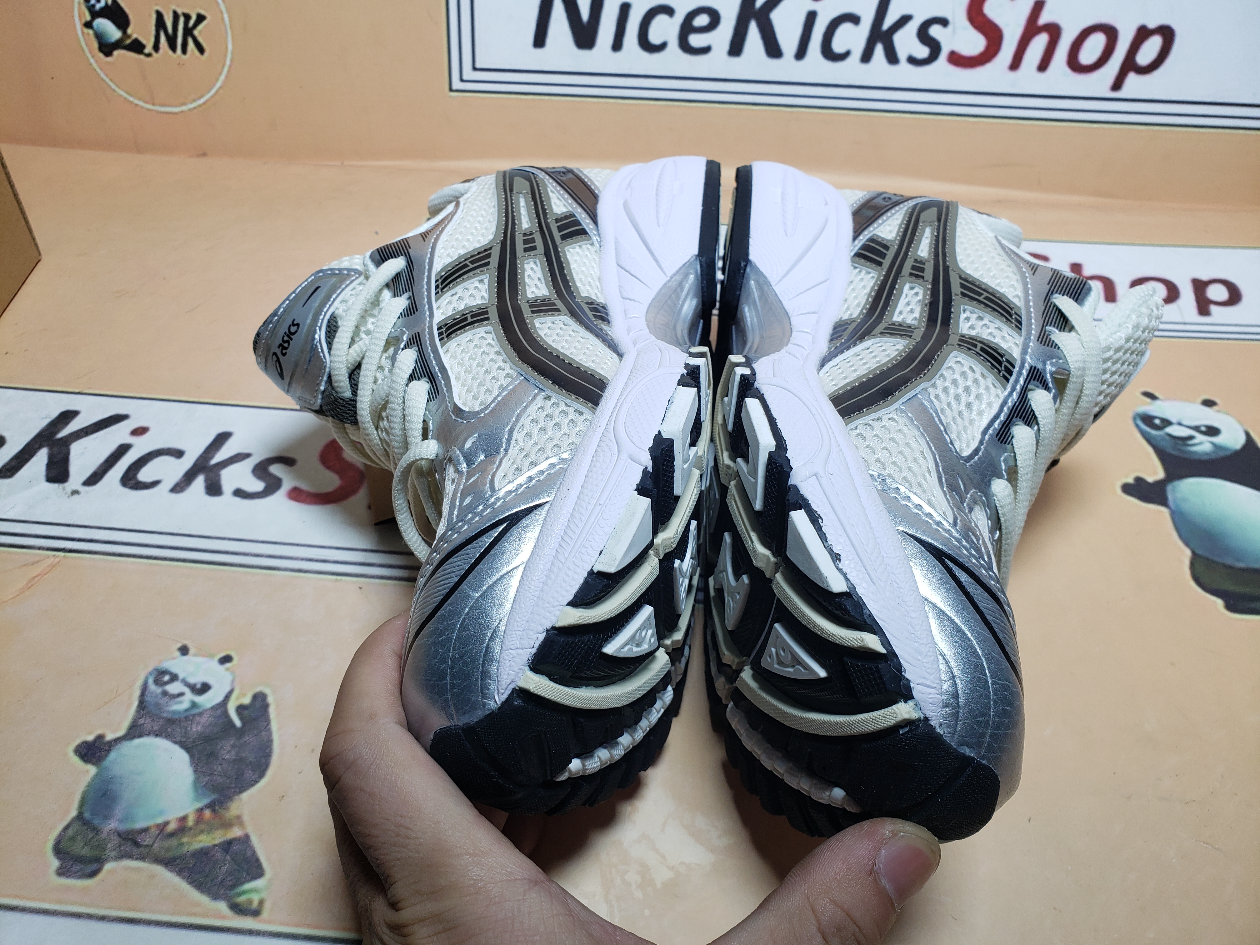 GET  Asics Gel Kayano 14 Silver Cream 1201A019-108 review Exvgxs 01