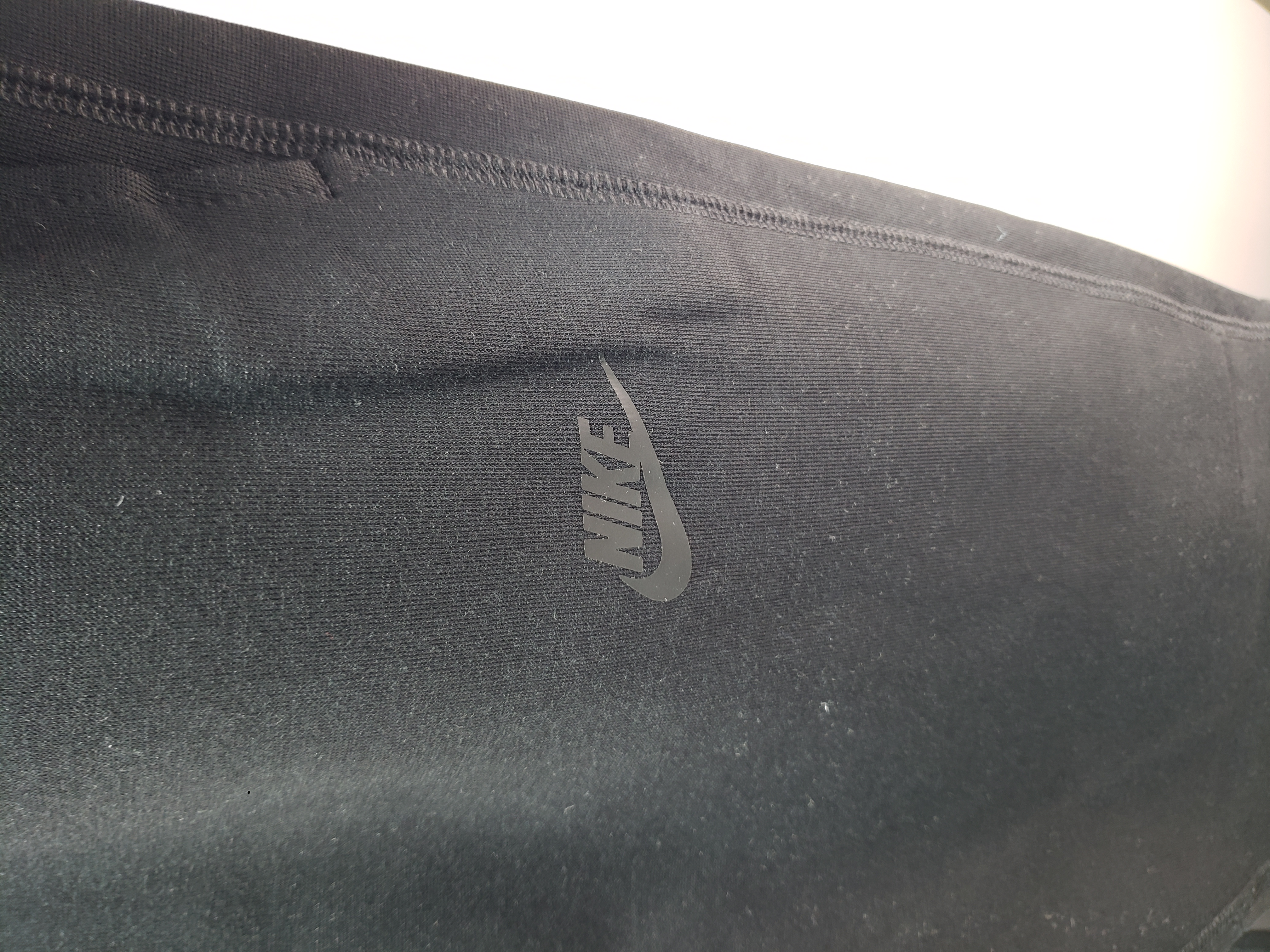 Nike Sportswear Tech Black  review Moiha 04
