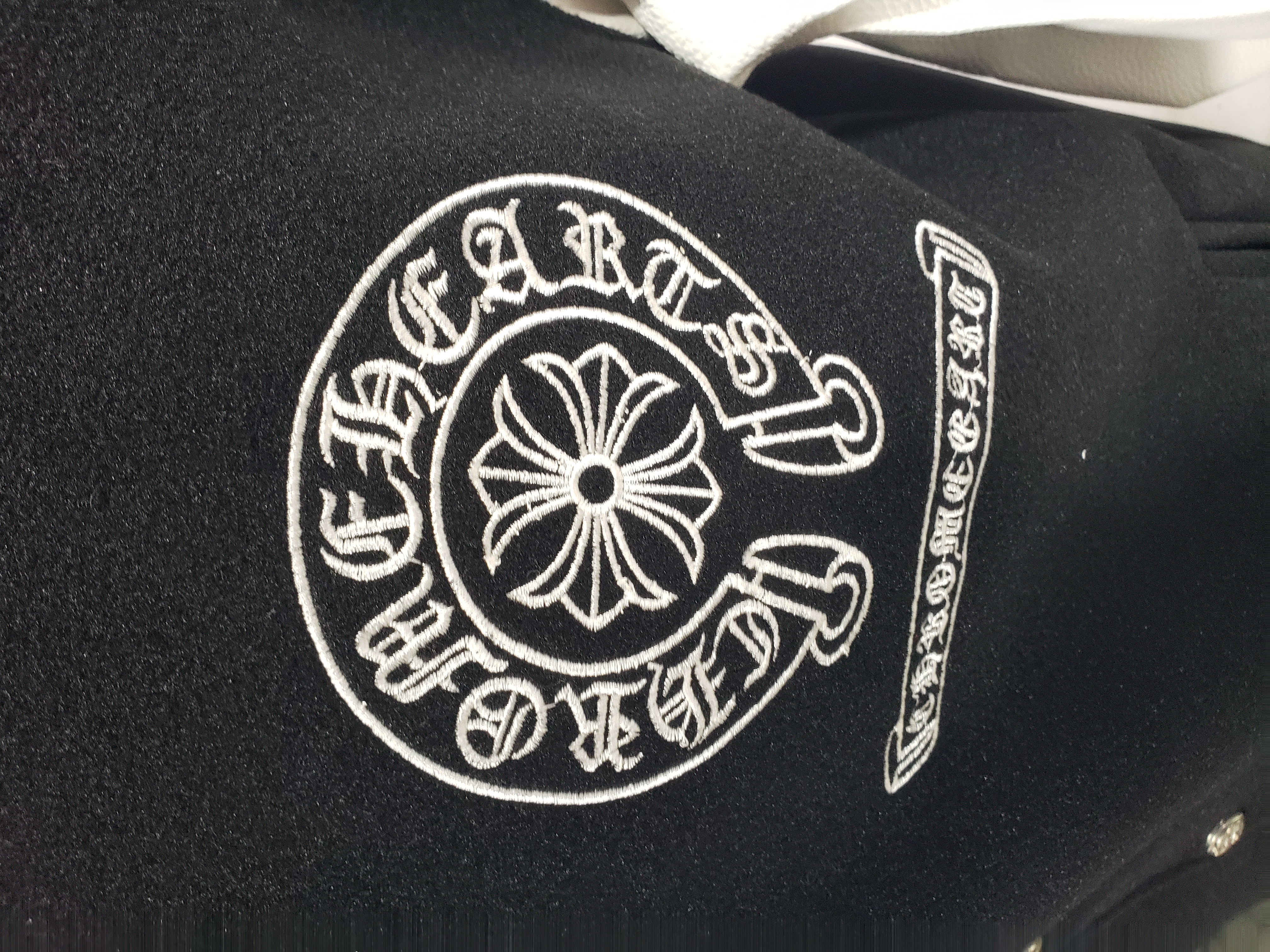  Chrome Hearts patchwork leather horseshoe embroidered baseball jacket review Sdfgy 01