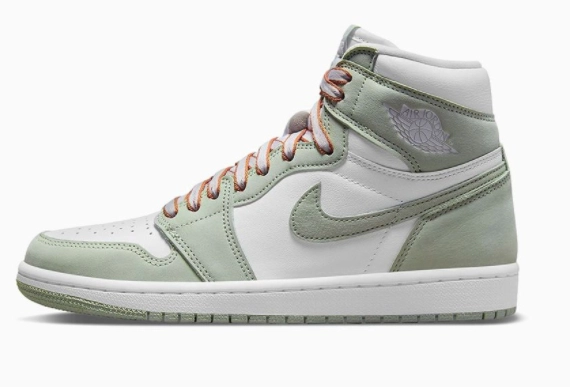 The Women’s Air Jordan 1 “Seafoam”