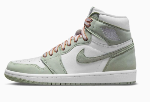 The Women’s Air Jordan 1 “Seafoam”