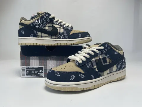 GET SB Dunk Low Travis Scott ,CT5053-001