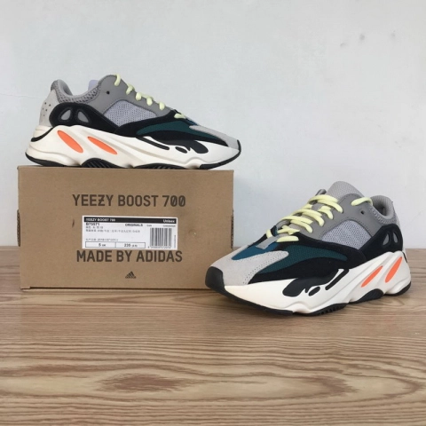 Yeezy Boost 700 Wave Runner Solid Grey