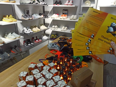 A little part of Halloween gift delivery on site