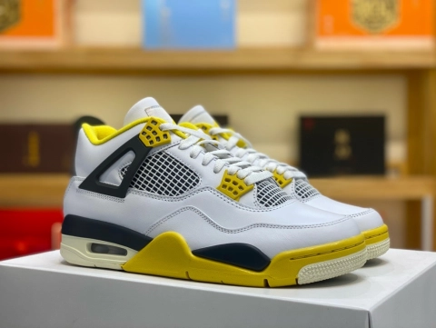 Air Jordan 4 VIVID SULFUR