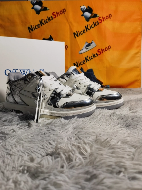 Off-White Out of Office 'White Silver'