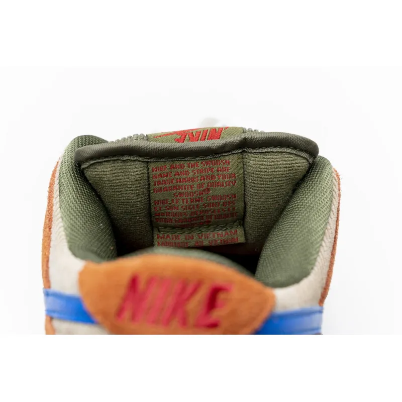 Nike SB Dunk Low Corduroy Dusty Peach