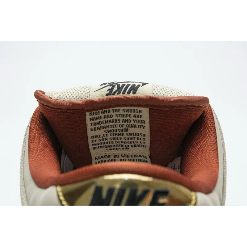Nike SB Dunk Low Pro Hennessy
