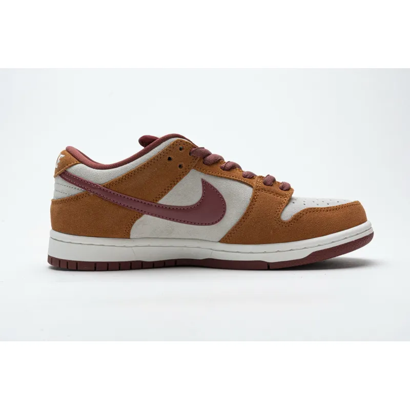 Nike SB Dunk Low Pro Dark Russet Cedar