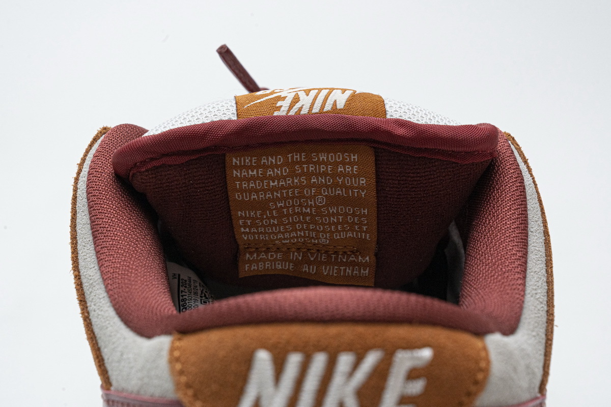 Nike SB Dunk Low Pro Dark Russet Cedar
