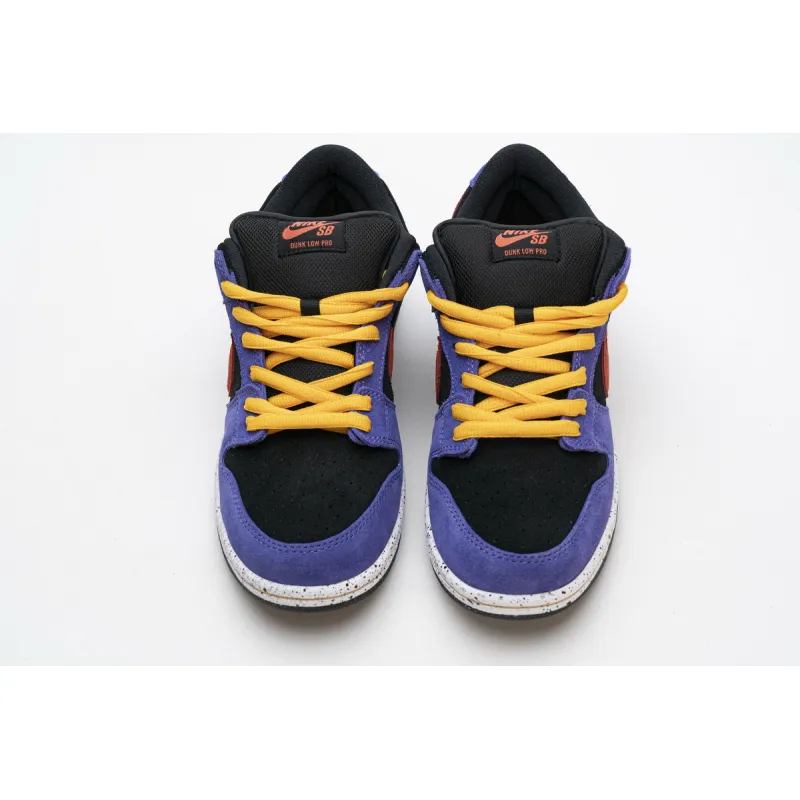 Nike SB Dunk Low ACG Terra