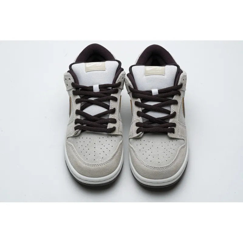 Nike SB Dunk Low Desert Sand Mahogany