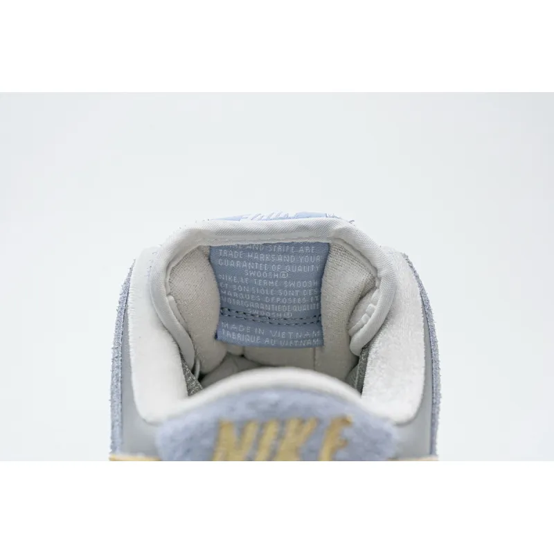 Nike SB Dunk Low Sean Cliver
