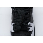 Nike SB Dunk Low Yin Yang