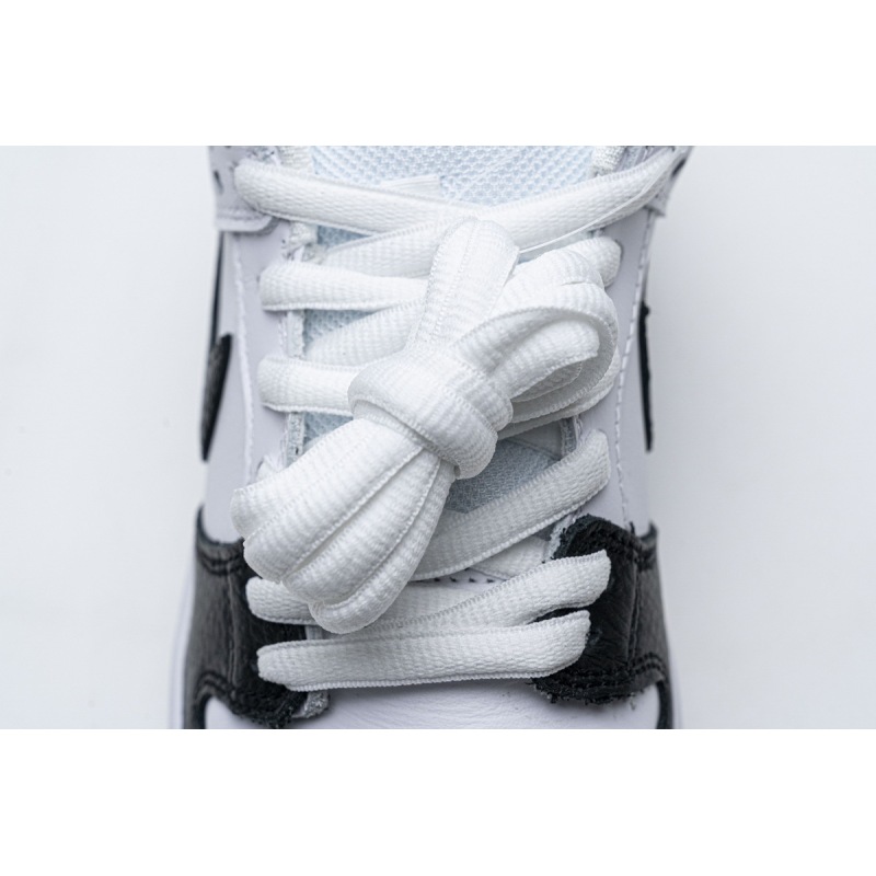Nike SB Dunk Low Yin Yang