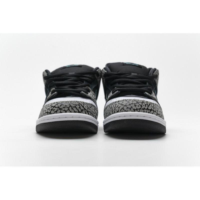 Nike SB Dunk Low atmos Elephant