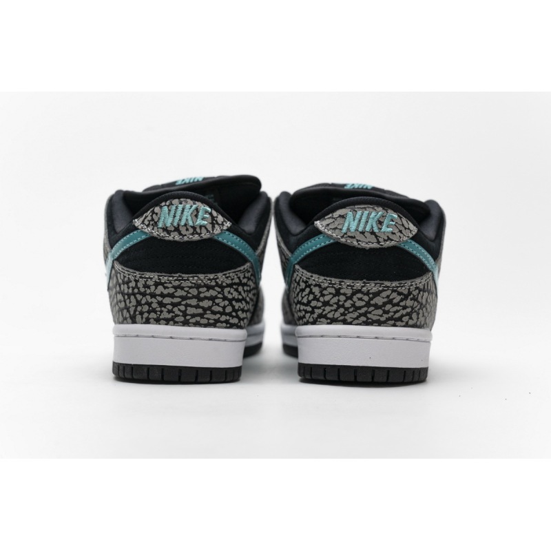 Nike SB Dunk Low atmos Elephant
