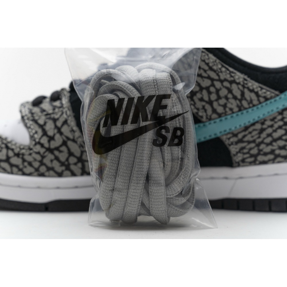 Nike SB Dunk Low atmos Elephant