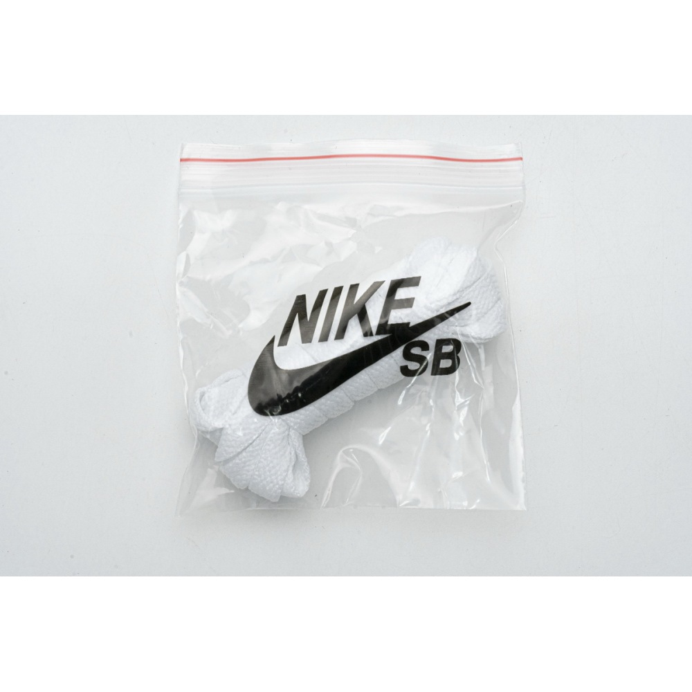 Nike SB Dunk Low Supreme Barkroot Brown