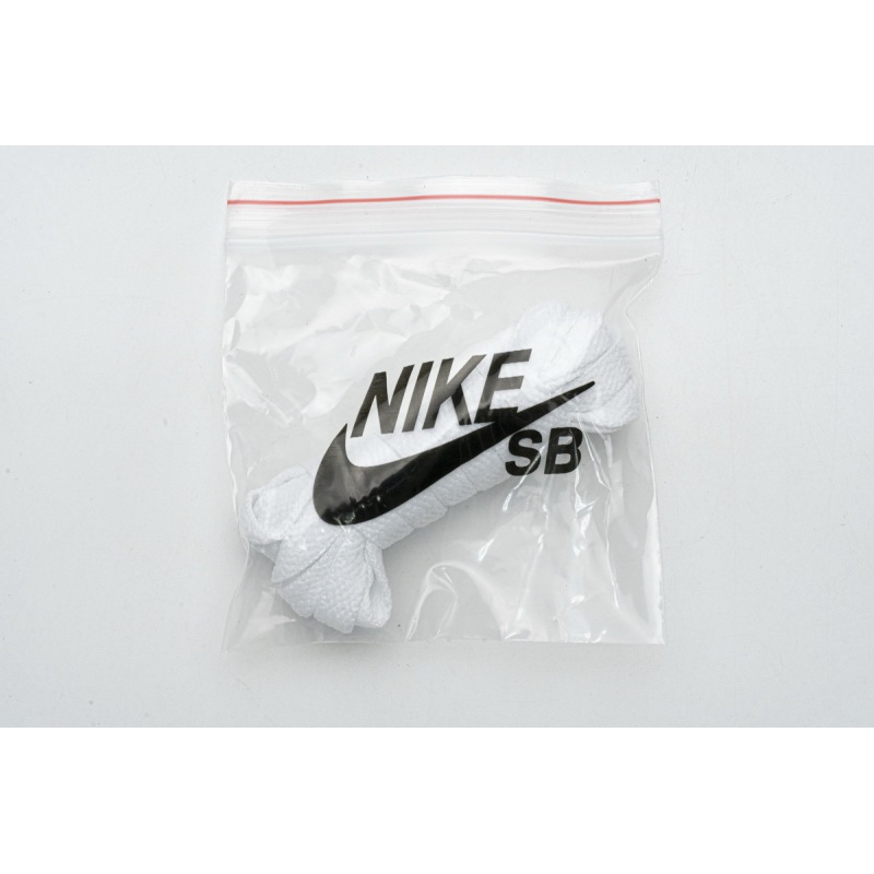 Nike SB Dunk Low Supreme Barkroot Brown