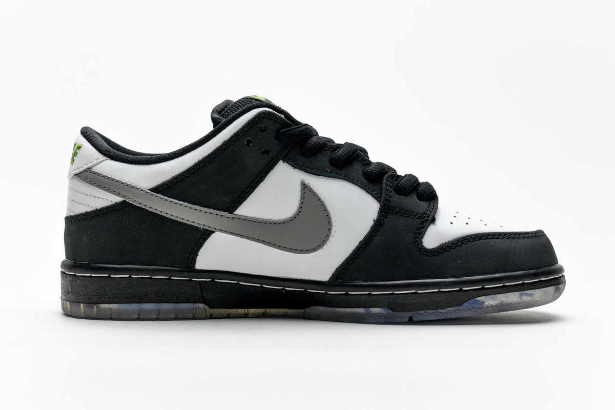 Nike SB Dunk Low Staple Panda Pigeon