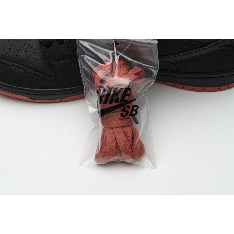 Nike SB Dunk Low Black Pigeon