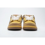 Nike SB Dunk Low Newcastle Brown Ale