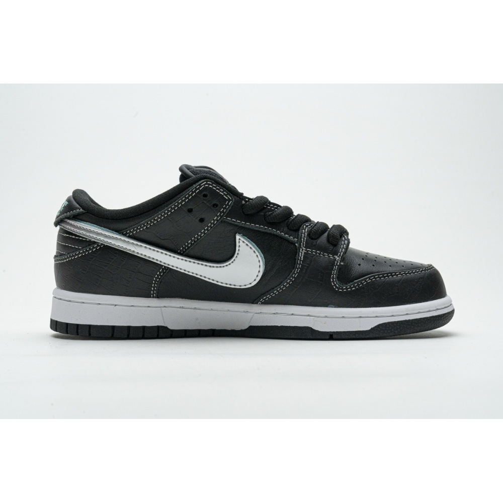 Nike SB Dunk Low Diamond Supply Co Black Diamond