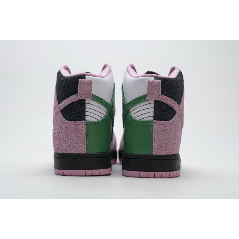 Nike SB Dunk High Invert Celtics