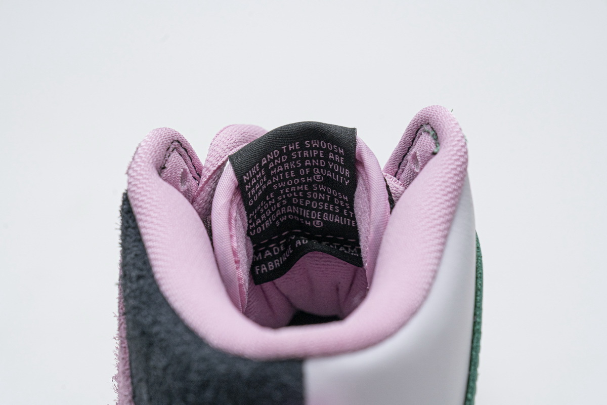 Nike SB Dunk High Invert Celtics