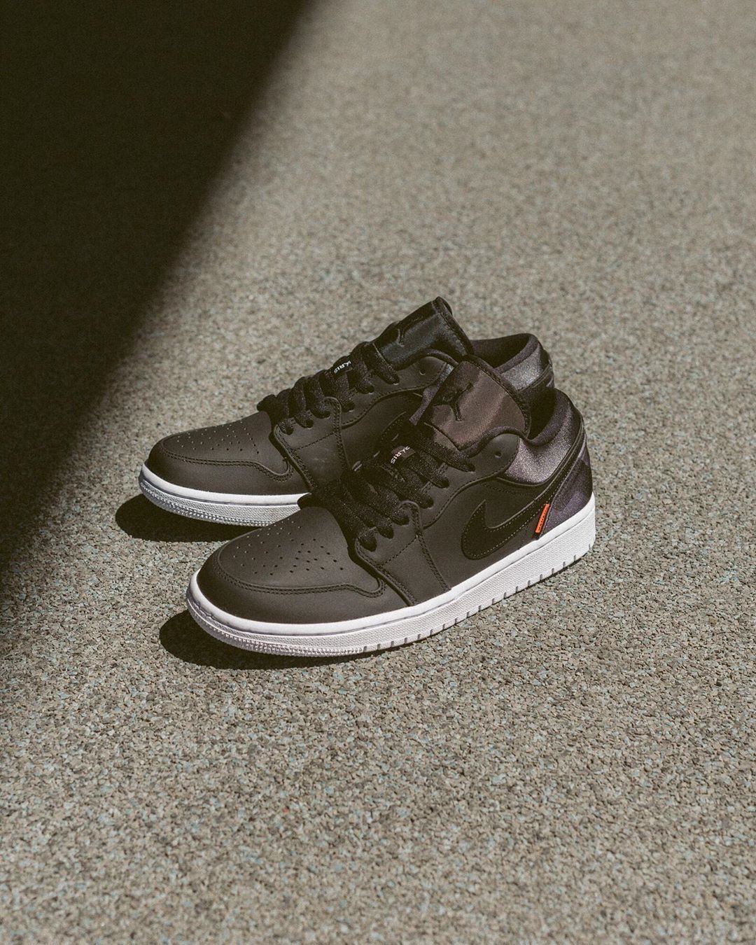 Air Jordan 1 Low “PSG”