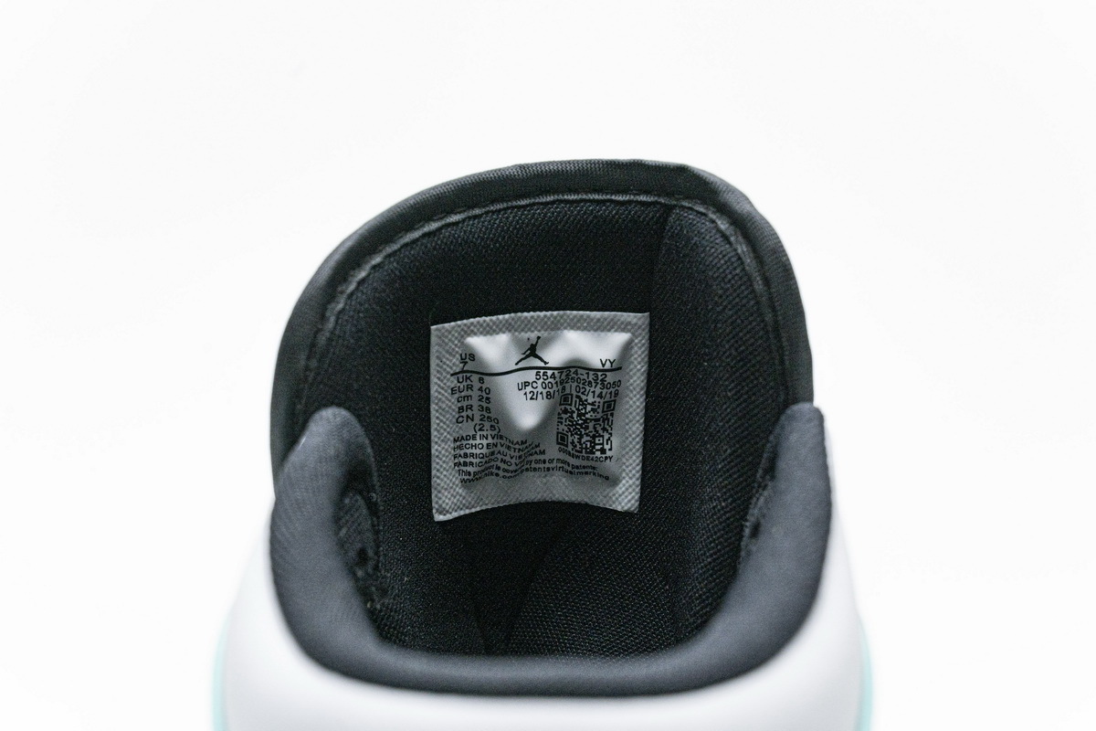 Air Jordan 1 Mid Island Green 