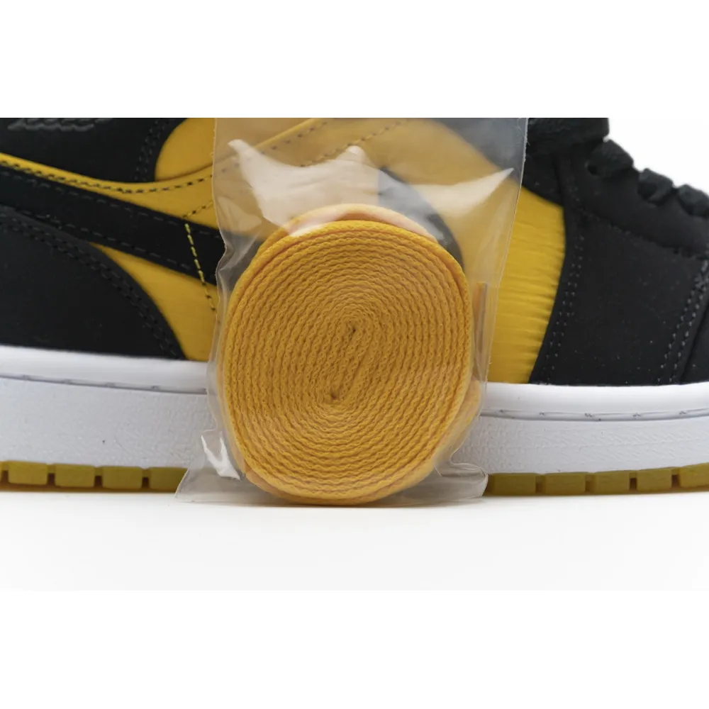 Air Jordan 1 Mid University Gold 