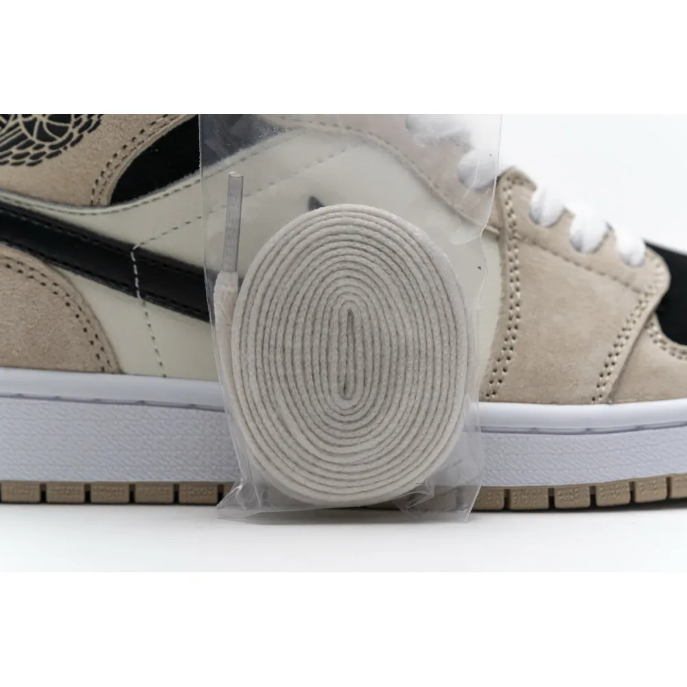 Air Jordan 1 Mid Barely Orange (W)