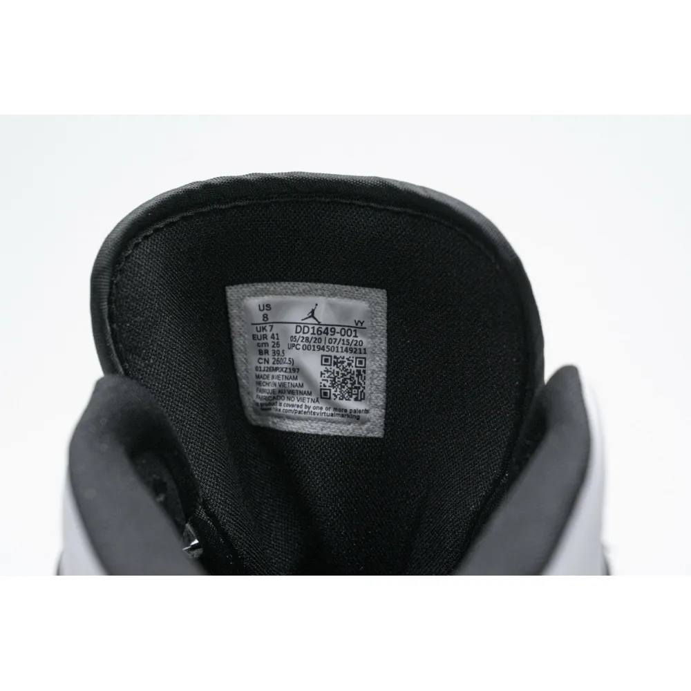 Air Jordan 1 Mid Carbon Fiber